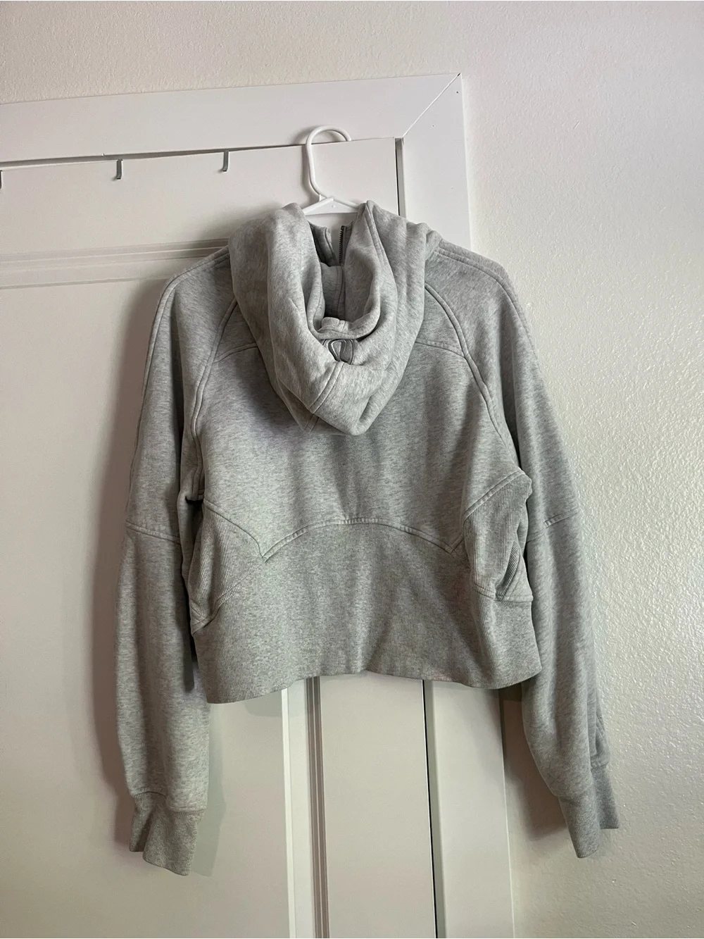 Cropped Lululemon Scuba Hoodie